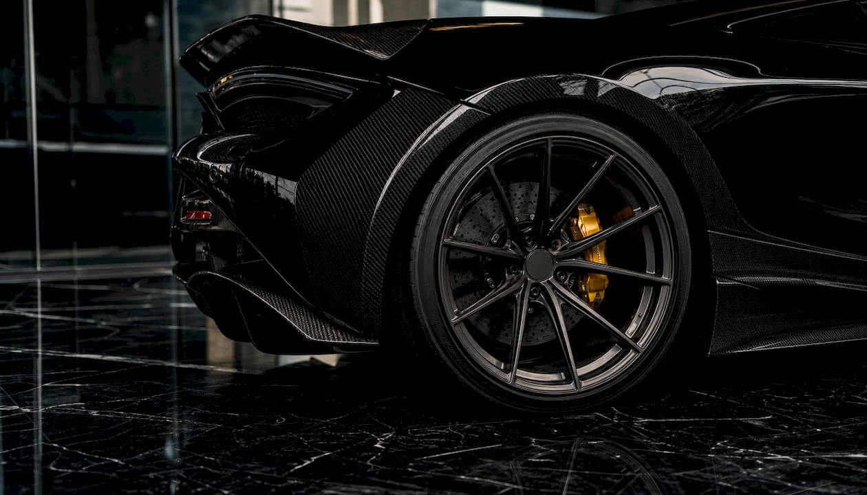 Close-up of forged aluminum wheel on McLaren 720S