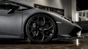 Carbon Fiber Parts Finishing Workflow for Manufacturers