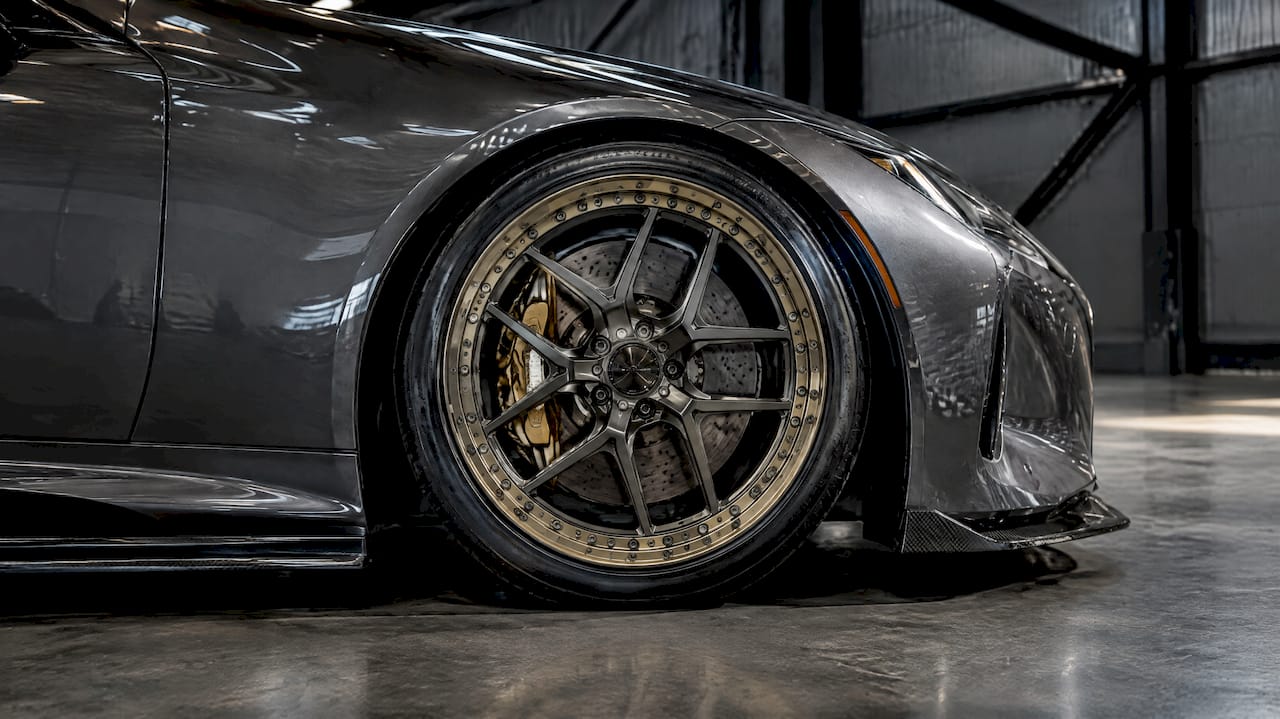 E6 BF2X beadlock mounted on Lexus LC500